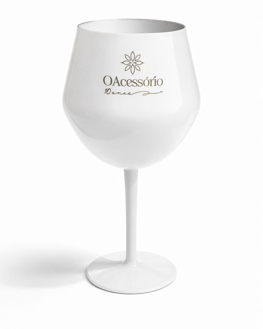 Taça térmica branca com base, formato taça e acabamento liso