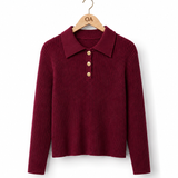 Blusa polo de tricot vinho com gola e fileira de botões dourados, manga longa