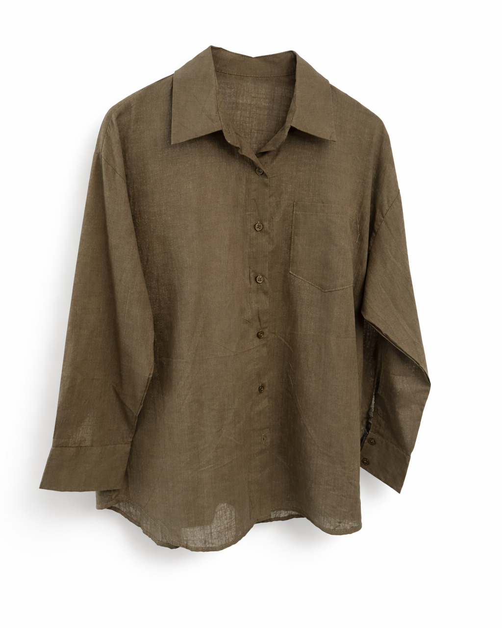 Camisa Maria Carolina verde oliva, gola e botões, manga longa e bolso no peito