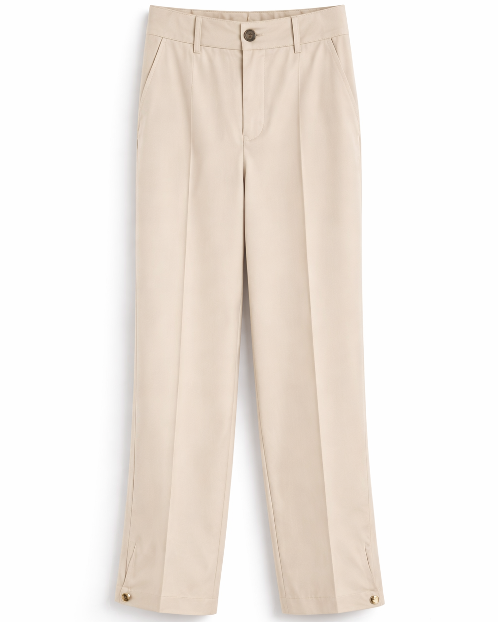 Calça capri creme, cintura com passantes e botões, barra com detalhe discreto