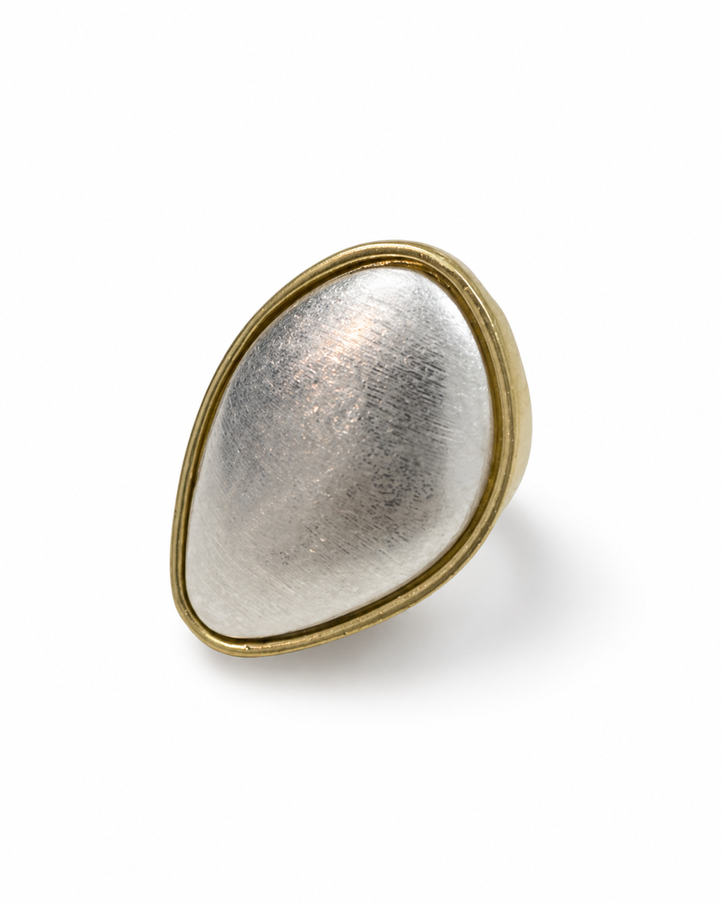 Anel Sulia oval com aro dourado e interior prateado