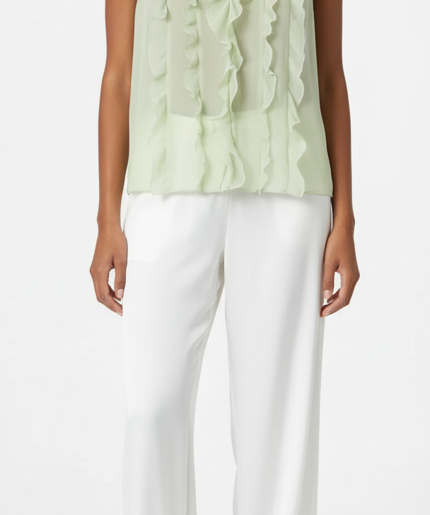 Blusa de babados sem mangas verde clara com decote V e camadas franzidas