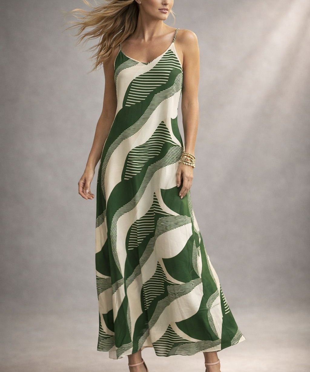 Vestido longo de alças finas verde e branco com estampa orgânica e saia ampla