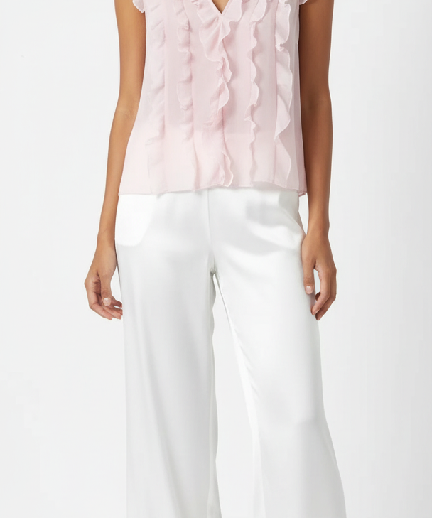Blusa de babados sem mangas rosa clara com decote V e camadas franzidas na frente