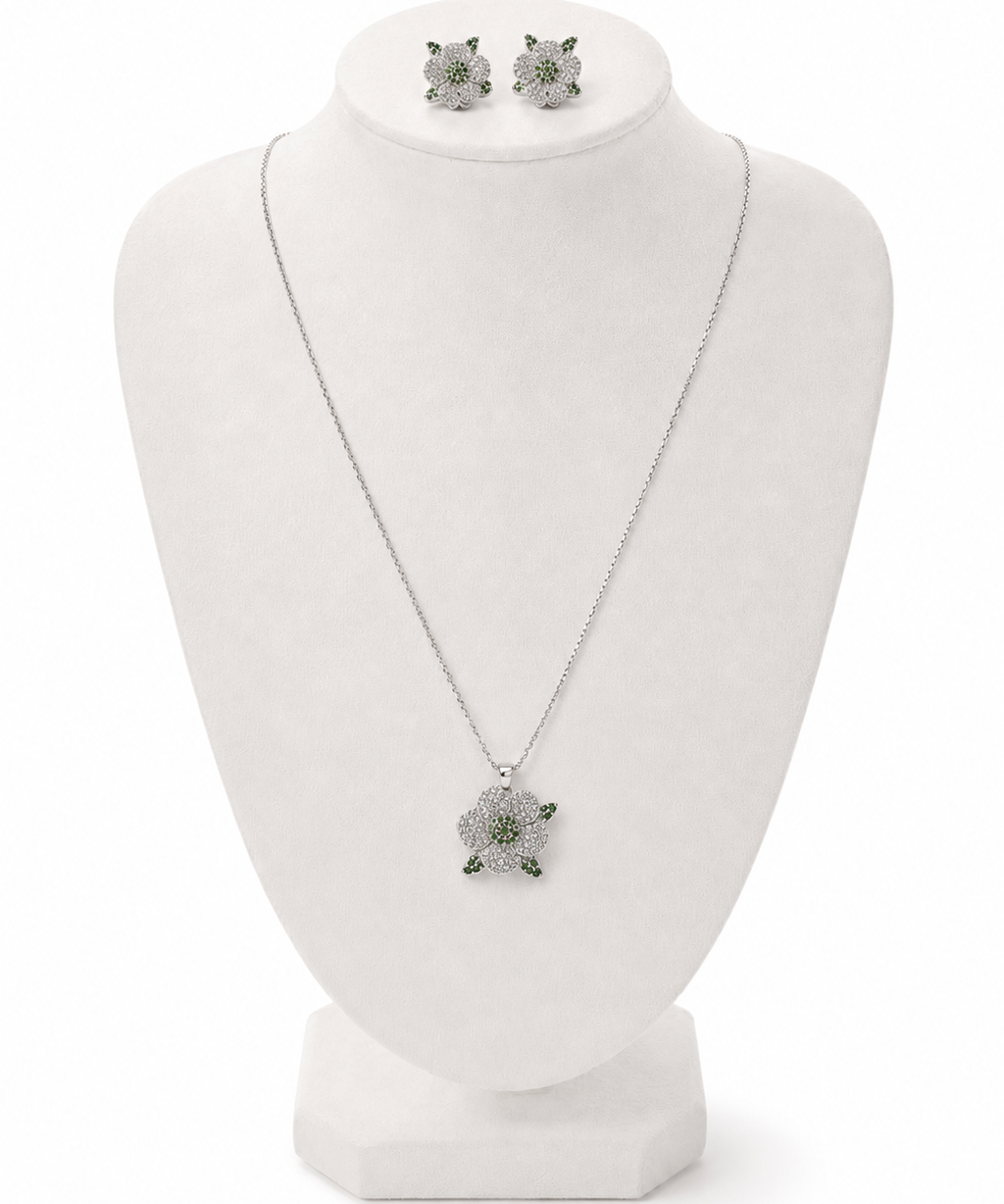 Conjunto de colar e brinco Begônia prateado com pingente de flor cinza e detalhes verdes
