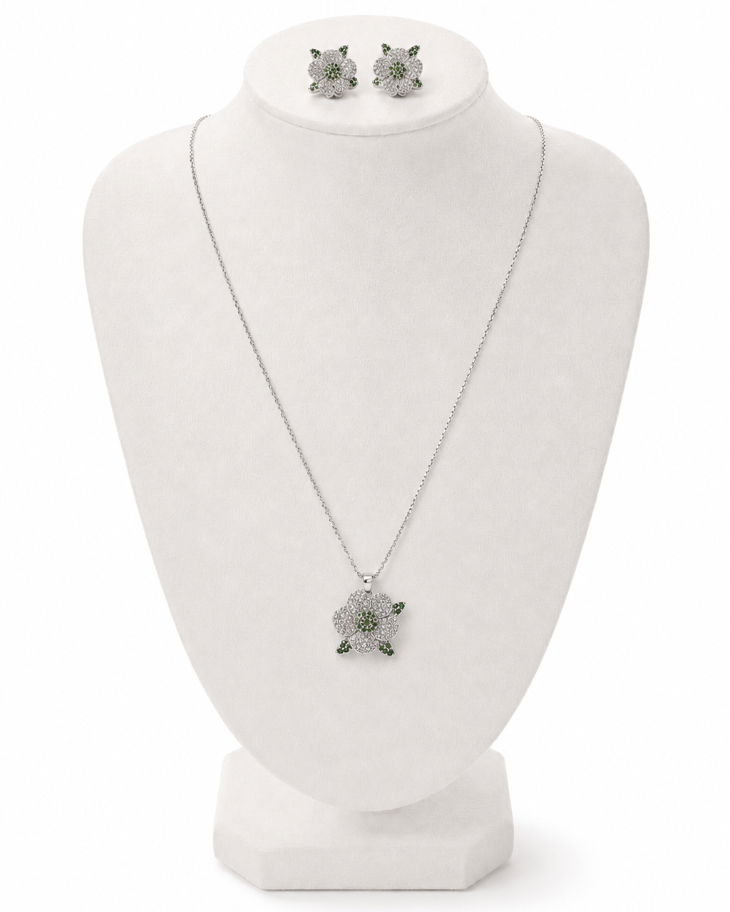Conjunto de colar e brinco Begônia prateado com pingente de flor cinza e detalhes verdes