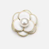 Broche Camélia mid