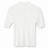 Blusa de tricô off-white com gola alta canelada e barra lisa
