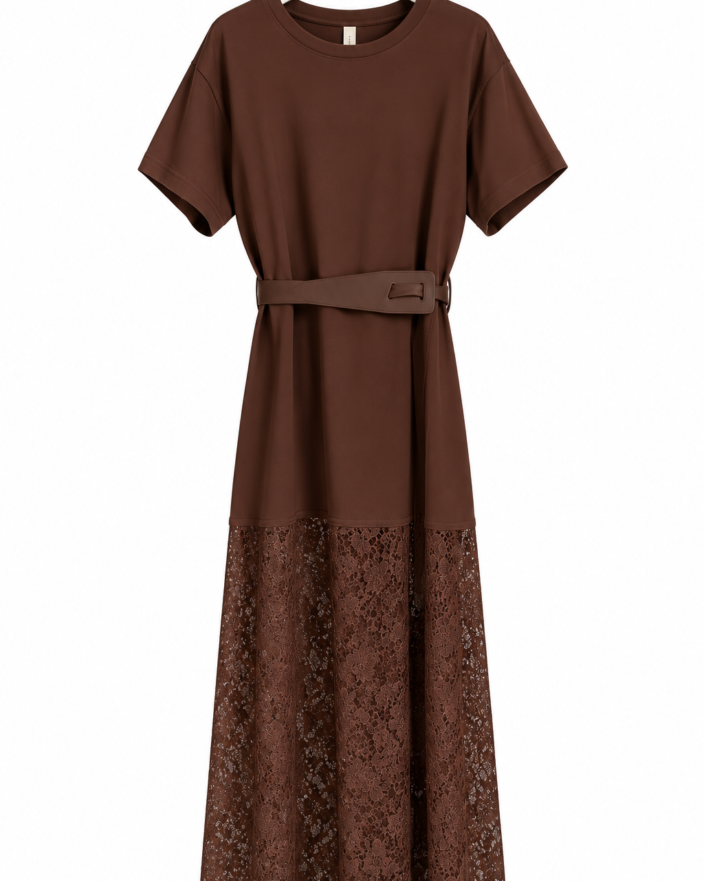 Vestido Maria Bruna marrom, com mangas curtas, cinto e barra longa de renda