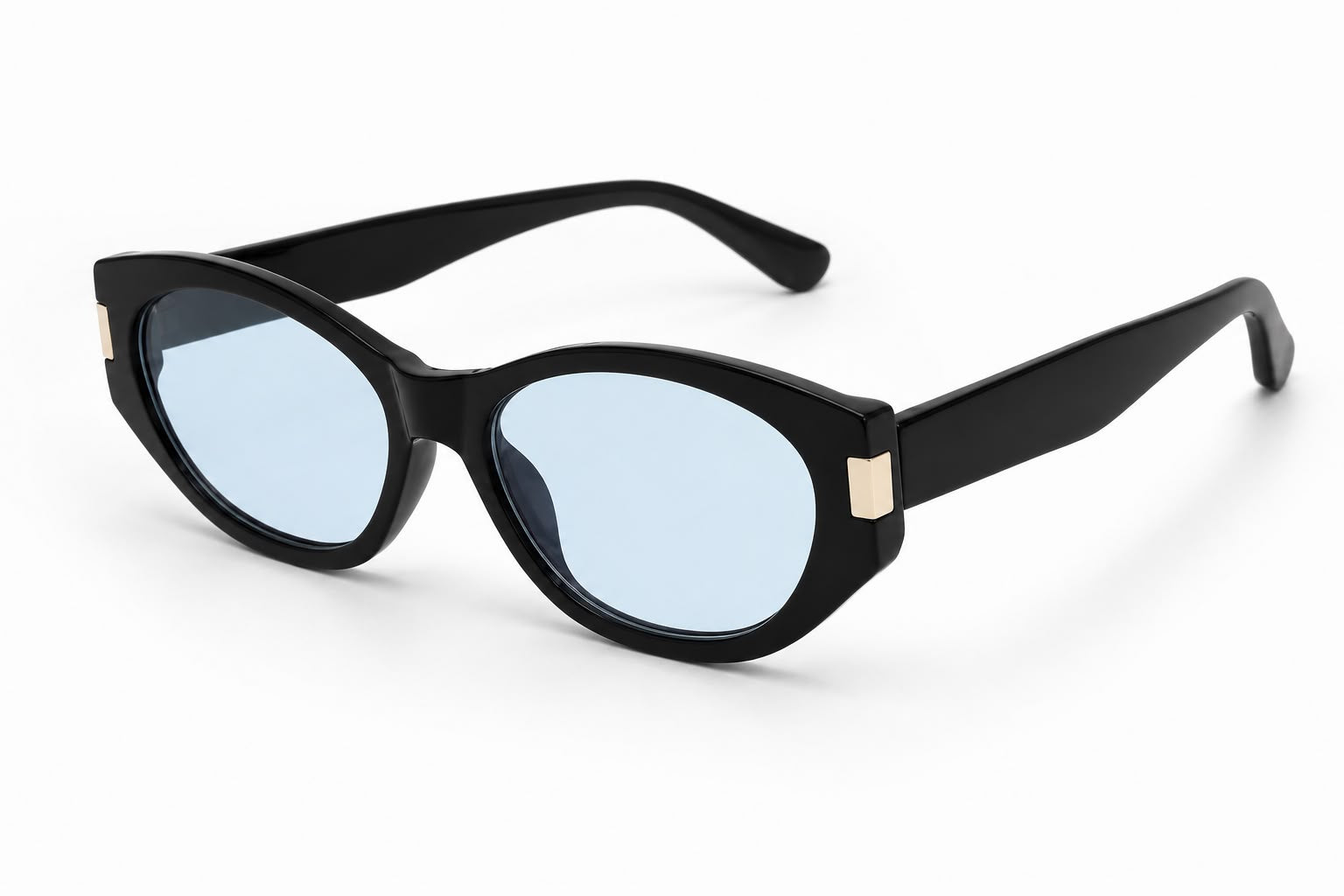 Óculos de armação preta com lentes azuis e hastes curvadas