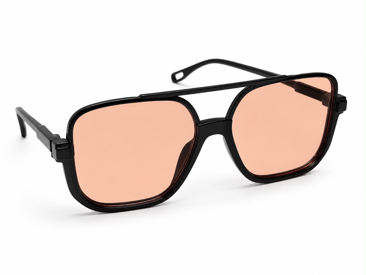 Óculos Nikki Rosa com armação preta e lentes rosé, formato gatinho
