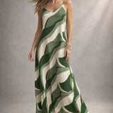 Vestido longo de alças finas verde e branco com estampa orgânica e decote em V