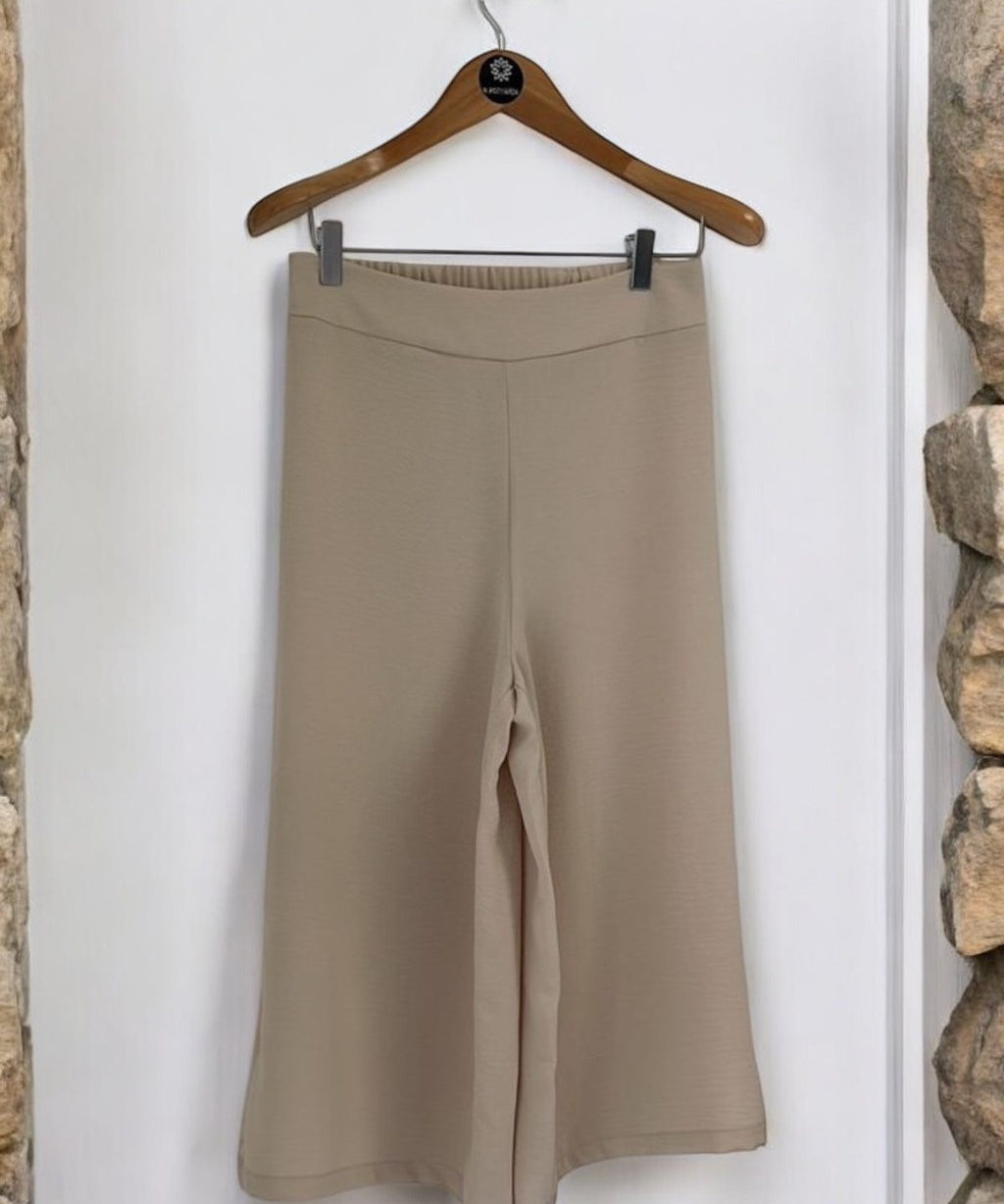 Calça Pantacourt Greice