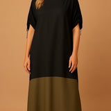 Vestido midi preto de manga curta, com barra bicolor verde-oliva