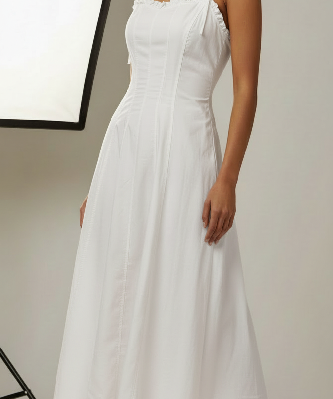 Vestido Monica branco midi com pregas no busto e saia ampla