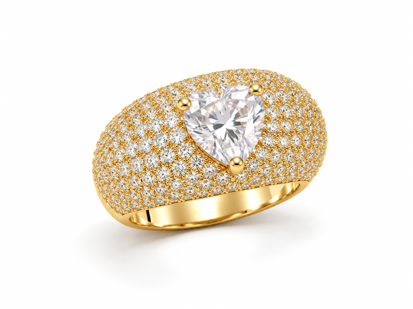 Anel Love glam dourado com pedra transparente em formato de coração e pavê de cristais