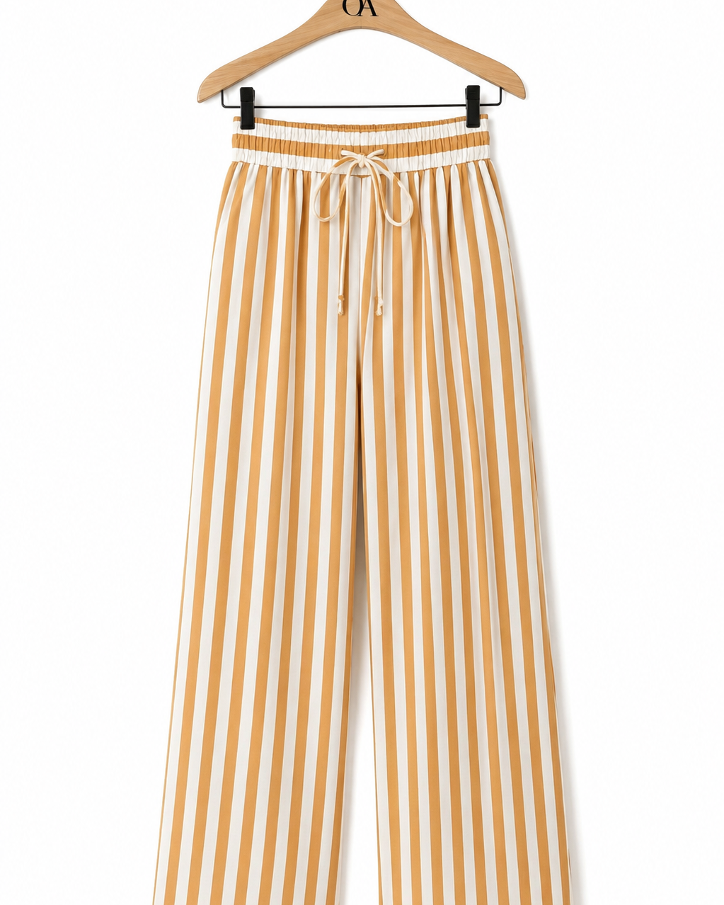 Calça pantalona listrada bege e branca, cós elástico com cordão e modelagem ampla