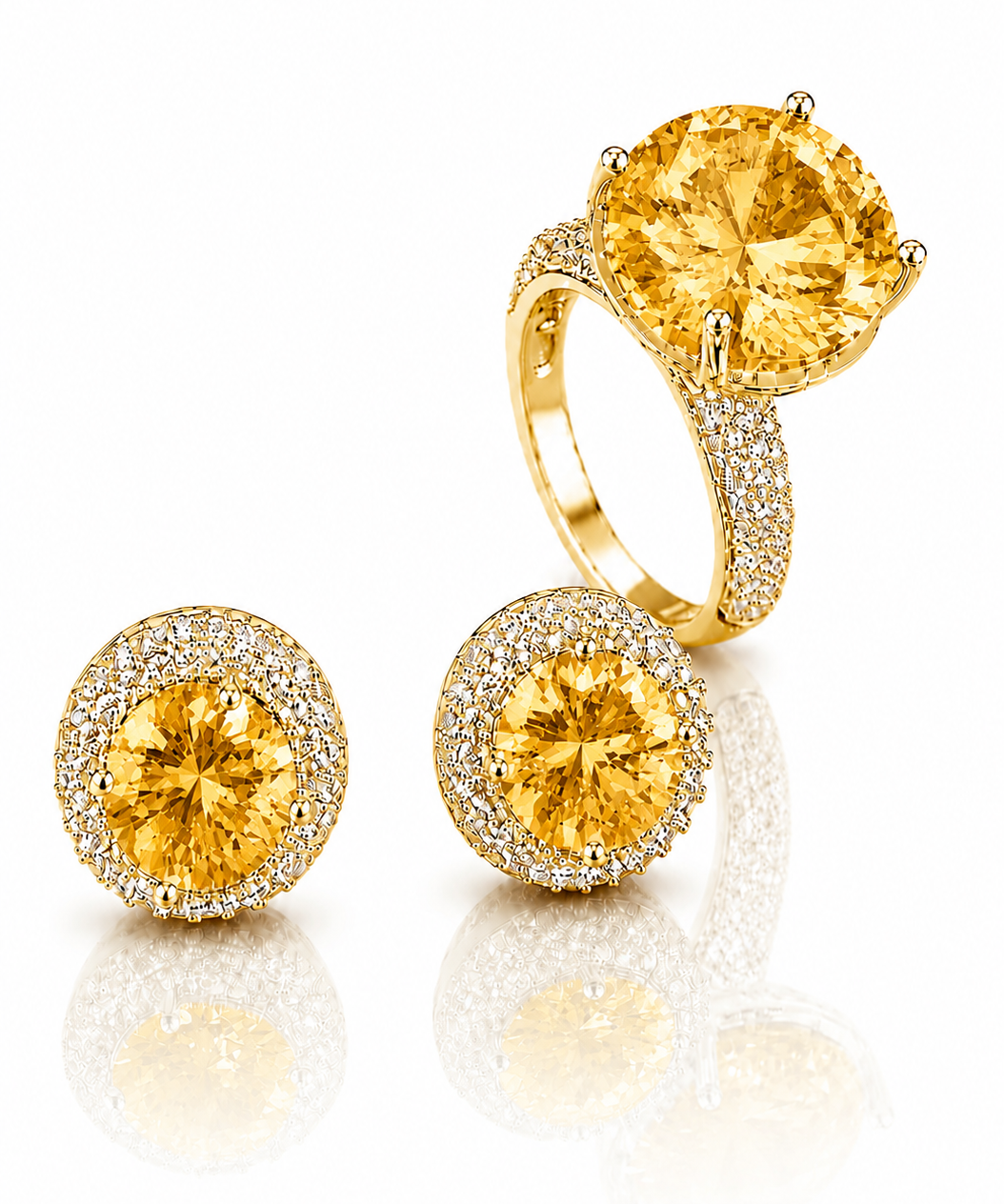 Conjunto de anel e brinco com pedra amarela em metal dourado, aro e base cravejados.