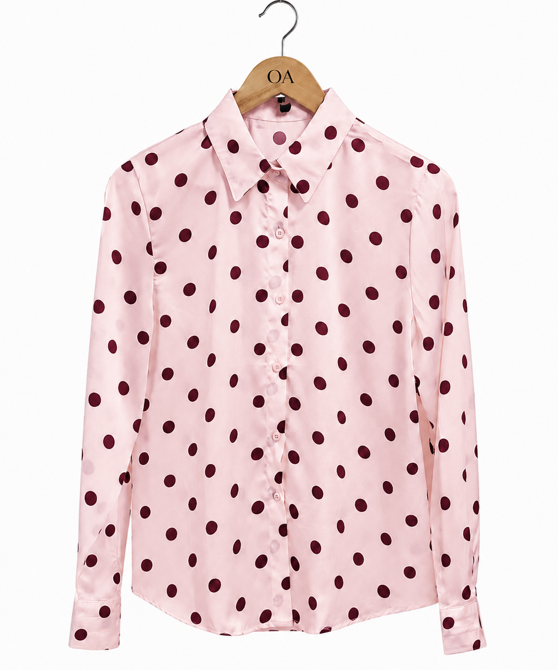 Camisa rosê claro com poá vinho, gola e botões, manga longa.