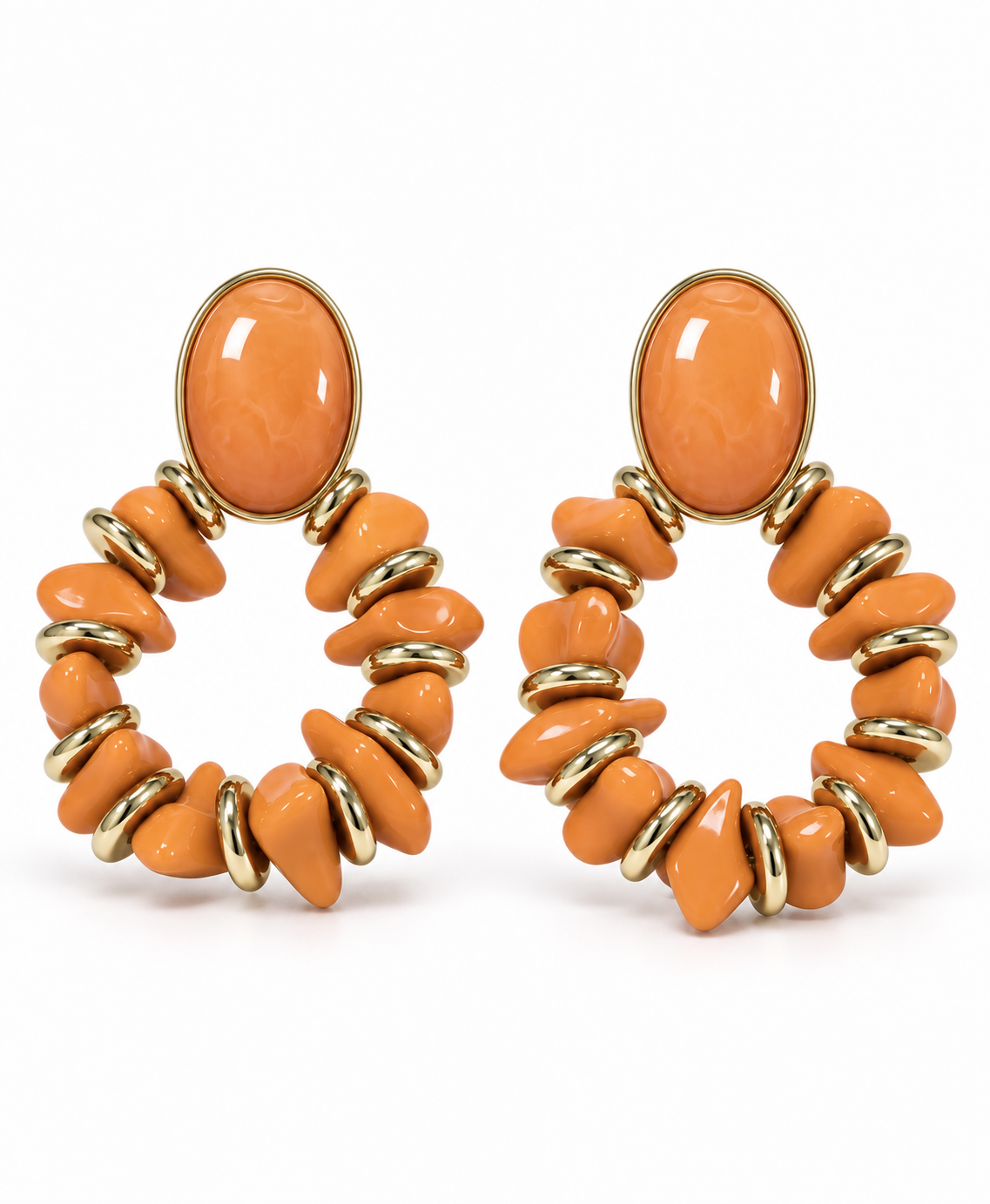 Brinco argola Dorothy com pedras laranja e contas prateadas e verdes