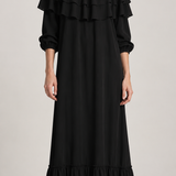 Vestido longo preto ombro a ombro com babados e mangas bufantes