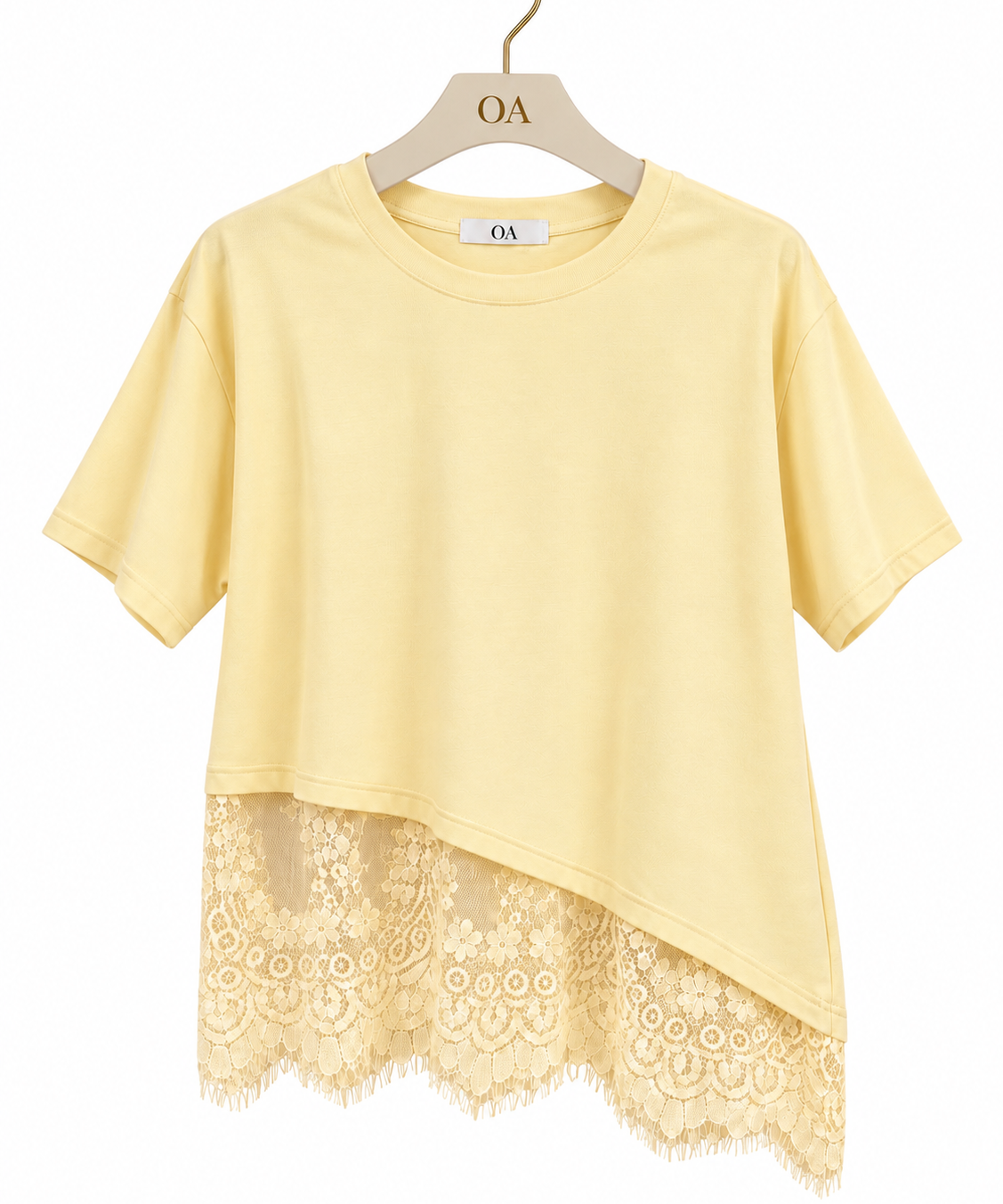 Camiseta amarela com barra assimétrica de renda