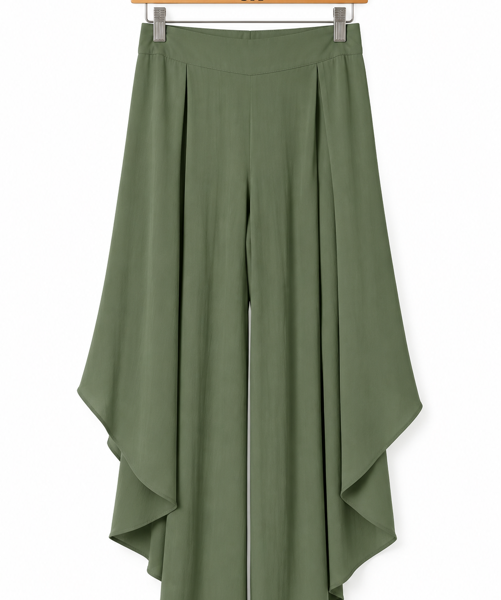 Calça pantalona verde com barra assimétrica e caimento amplo