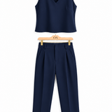Conjunto feminino Ali azul marinho: regata decote V e calça ampla de cintura alta.