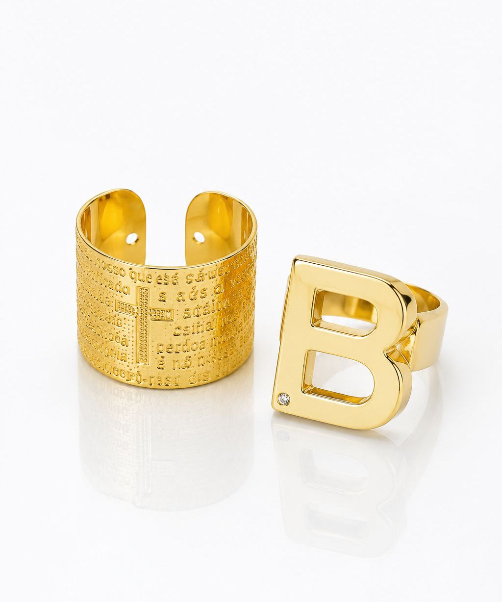 Kit de anel inicial B: anel dourado com gravação e faixa aberta