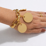 Pulseira dourada com corrente e duas placas redondas lisas