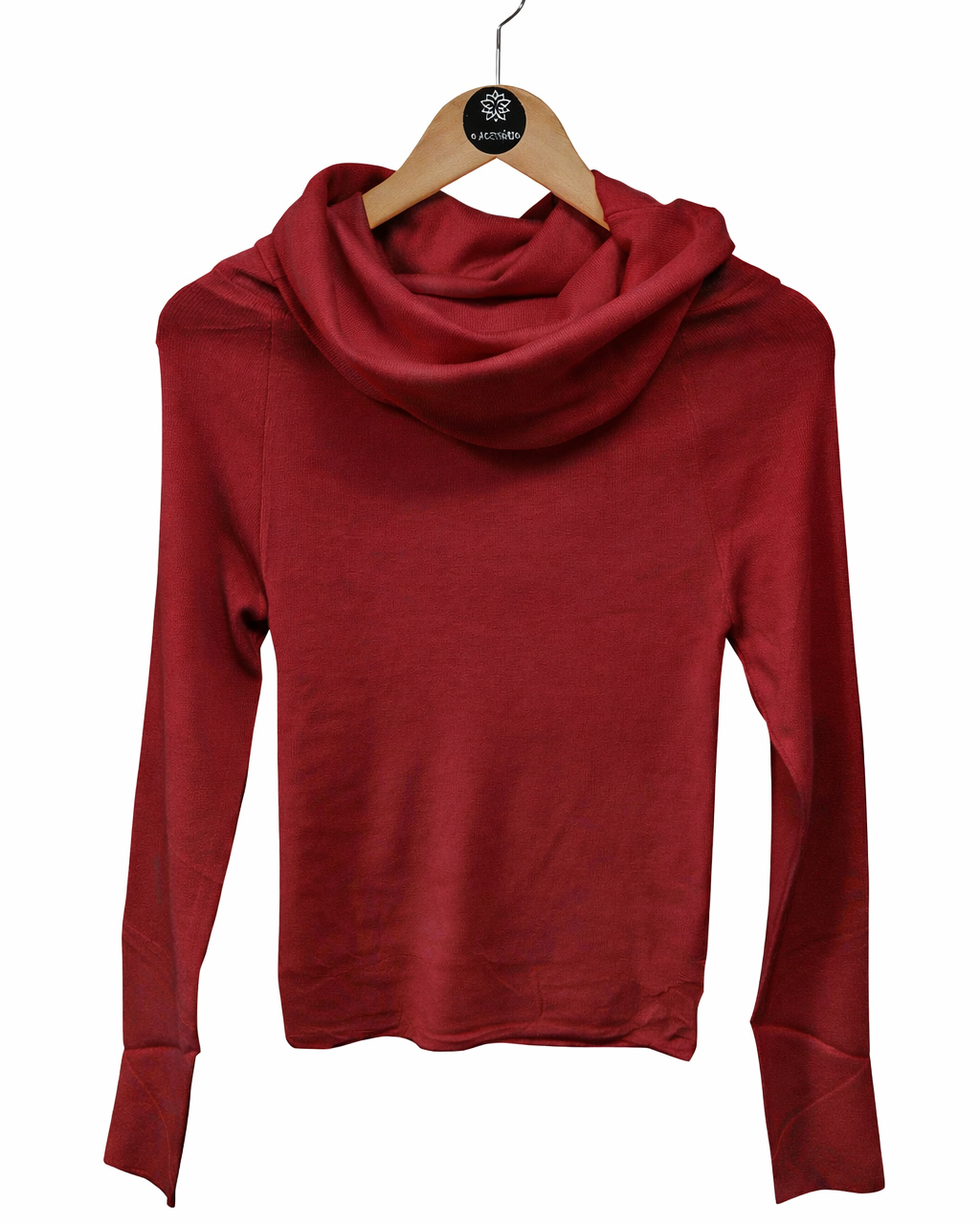 Blusa de manga longa marsala com gola ampla drapeada e punhos