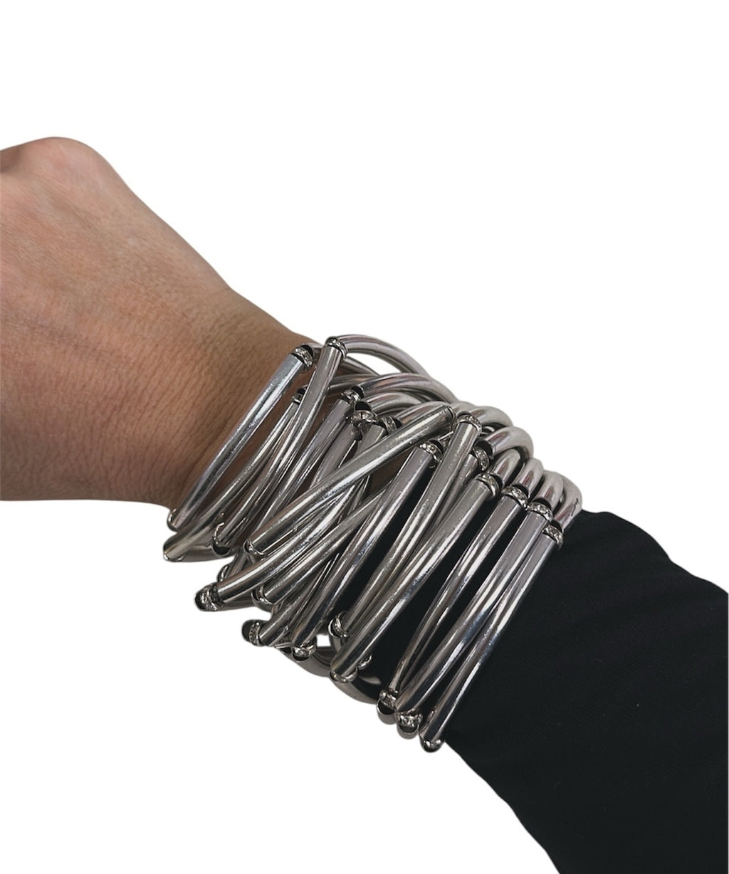 Pulseira Tosi Glam prateada com vários elos metálicos e fecho