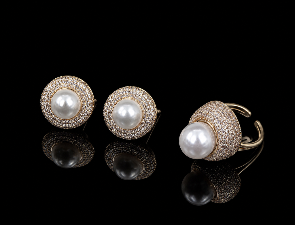 Conjunto de anel e brinco com zircônia e pérola oval