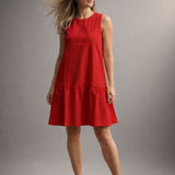 Vestido bata Leona vermelho sem mangas, saia rodada com costura franzida