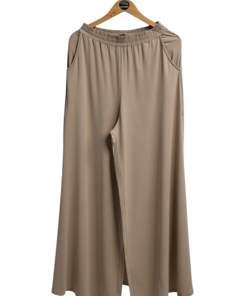 Calça Larissa 2025