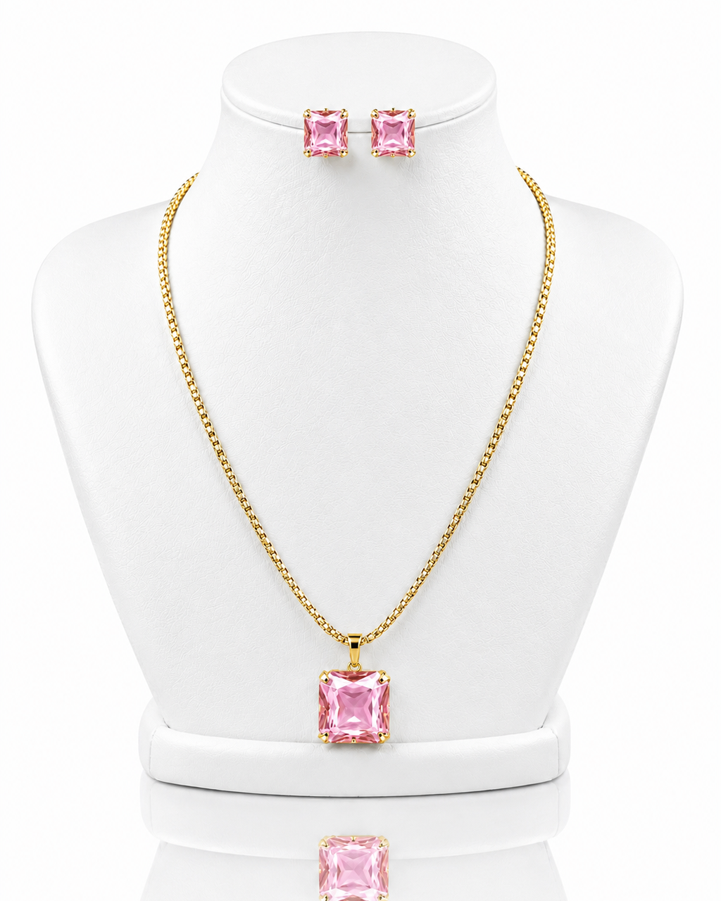 Conjunto de colar e brinco Aurélia com cristais quadrados rosa e banho dourado