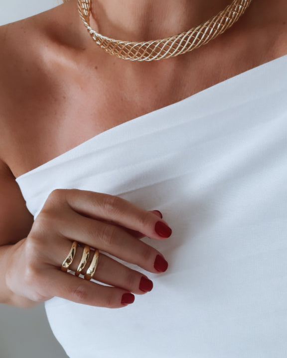 Colar PORTOFINO GOLD dourado de malha trançada com fecho discreto